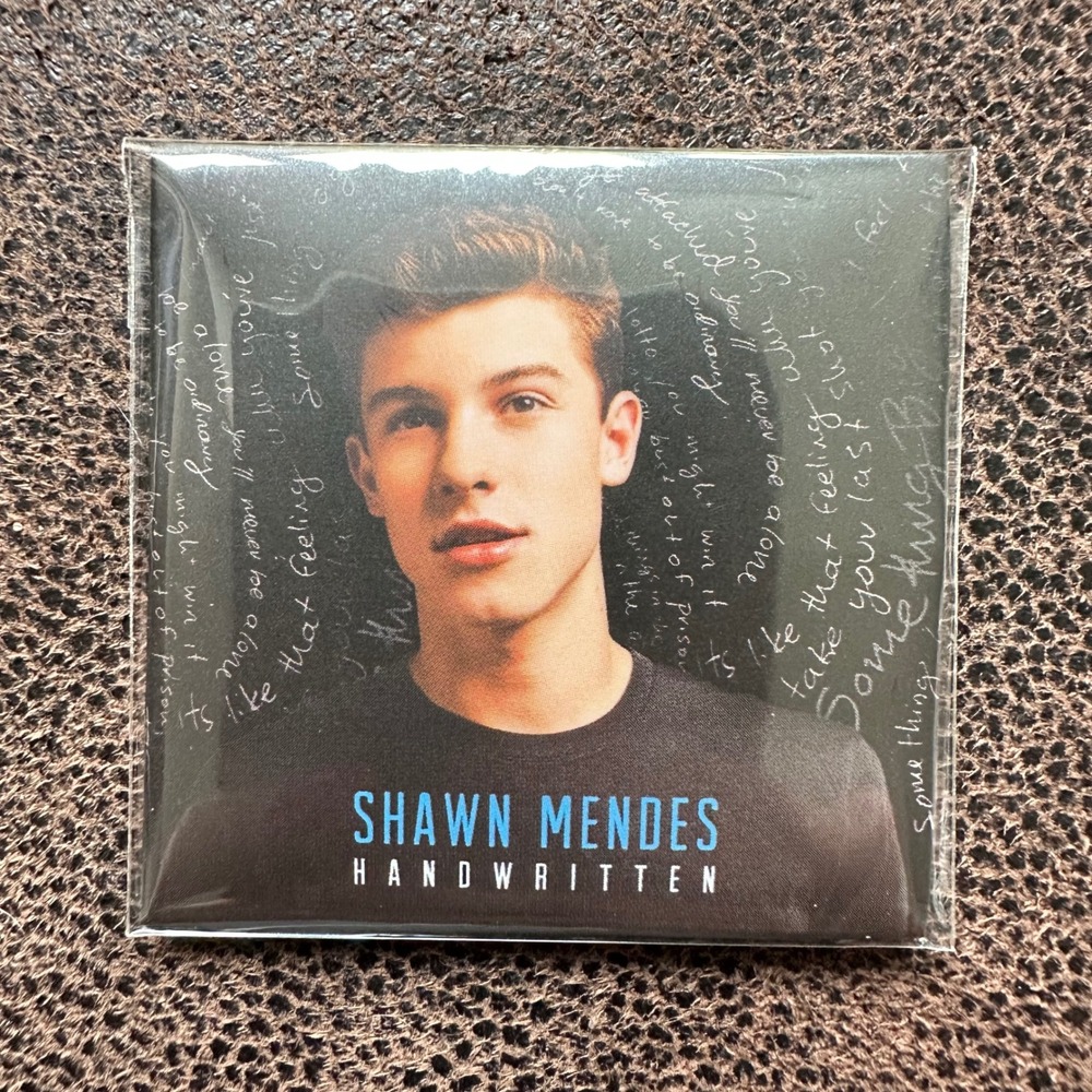 Zuru Mini Brands Vinyl Really Works Shawn Mendes " A little too much" NEW - Picture 2 of 3